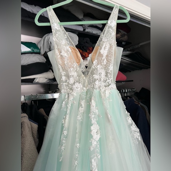 JOVANI PROM 06808 - Picture 3 of 5